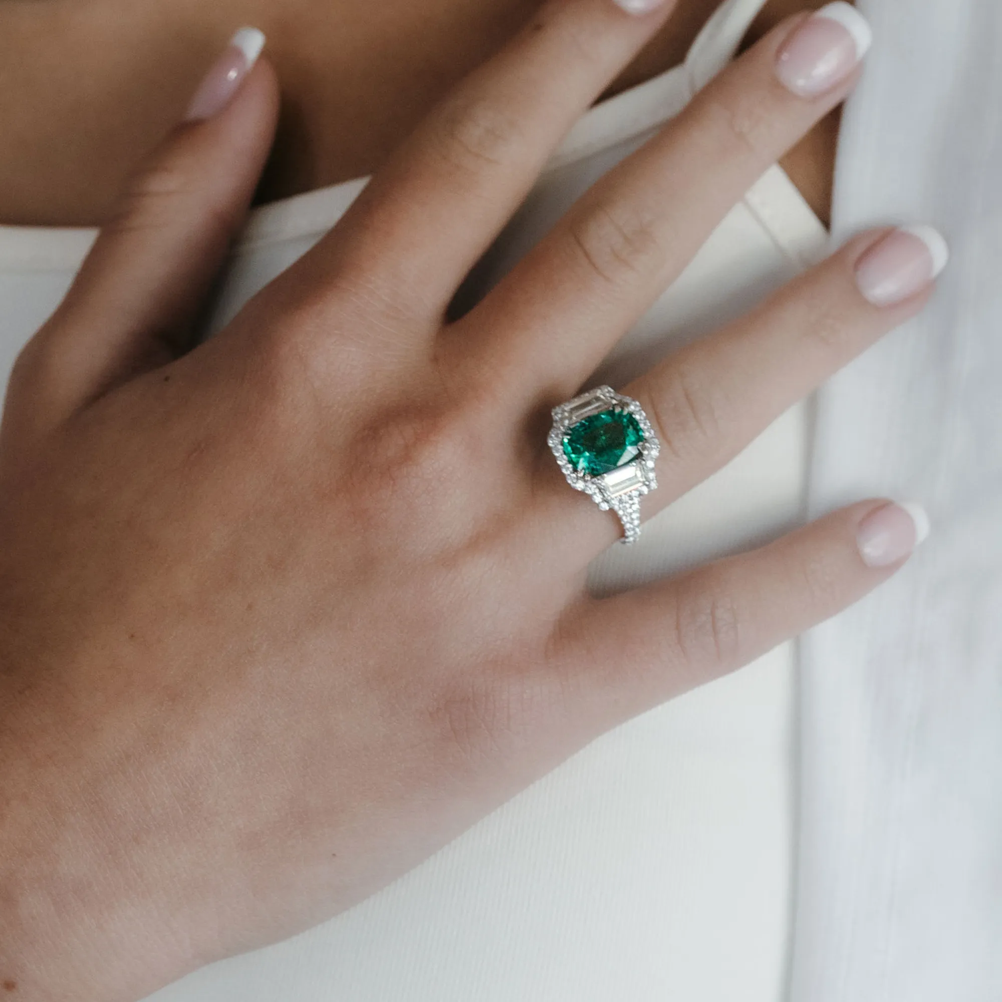 2.97CT Emerald & Diamond Ring