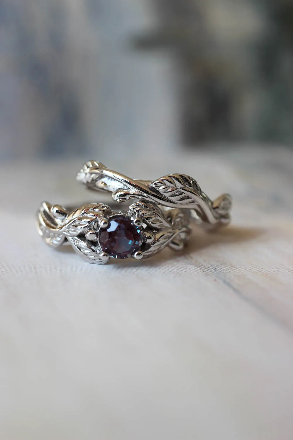 Alexandrite bridal ring set, nature inspired engagement and wedding rings / Cornus