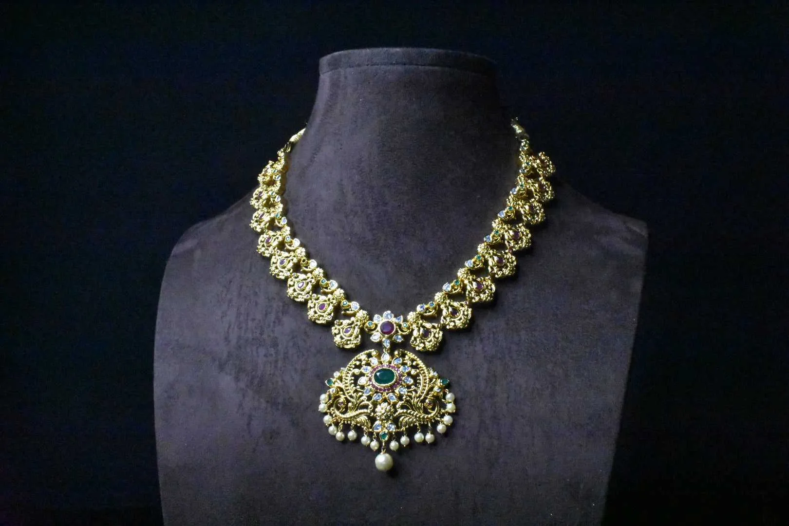 Antique gold Nakshi Necklace set