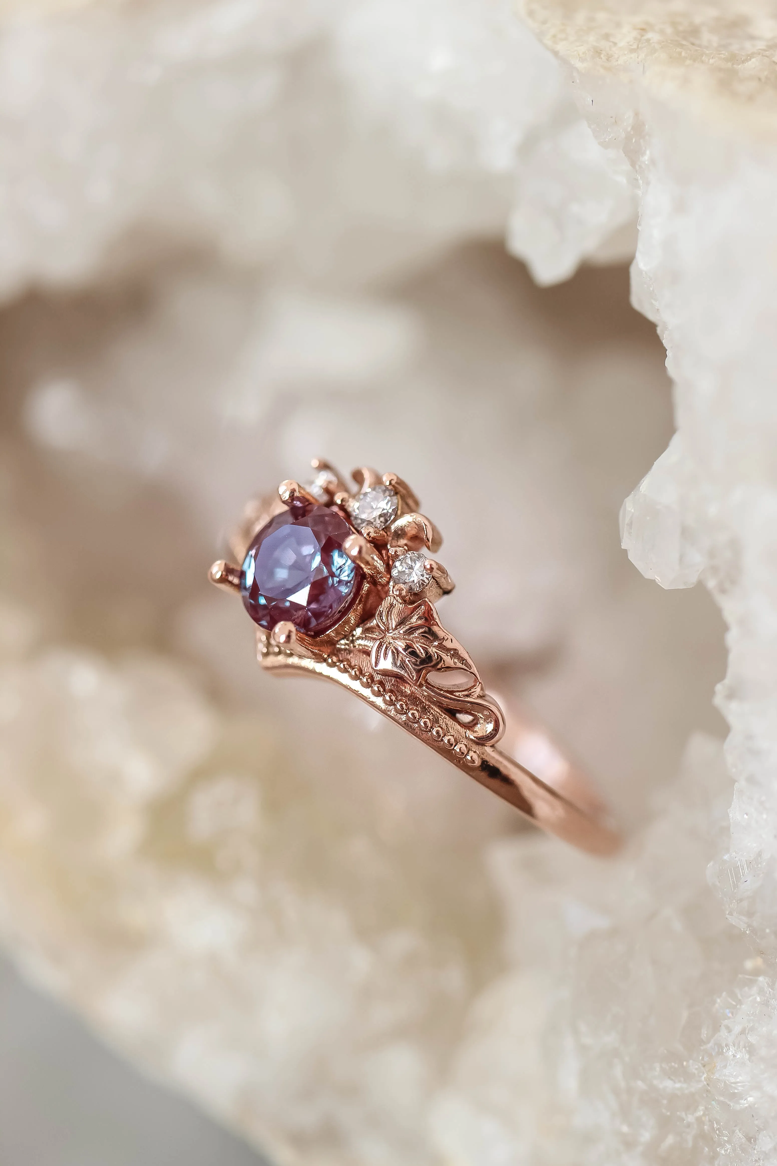 Bridal ring set with alexandrite and diamonds / Ariadne