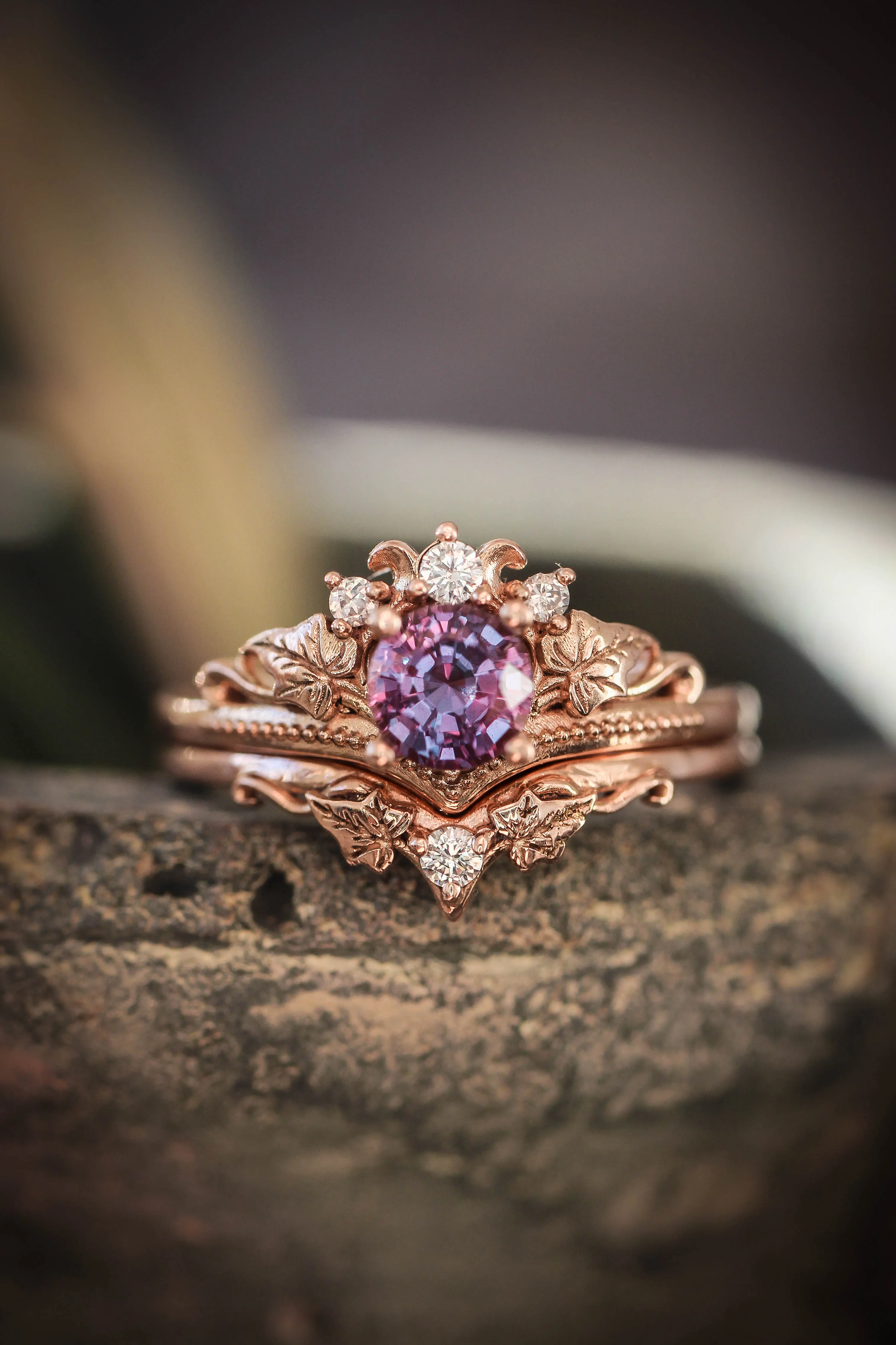 Bridal ring set with alexandrite and diamonds / Ariadne