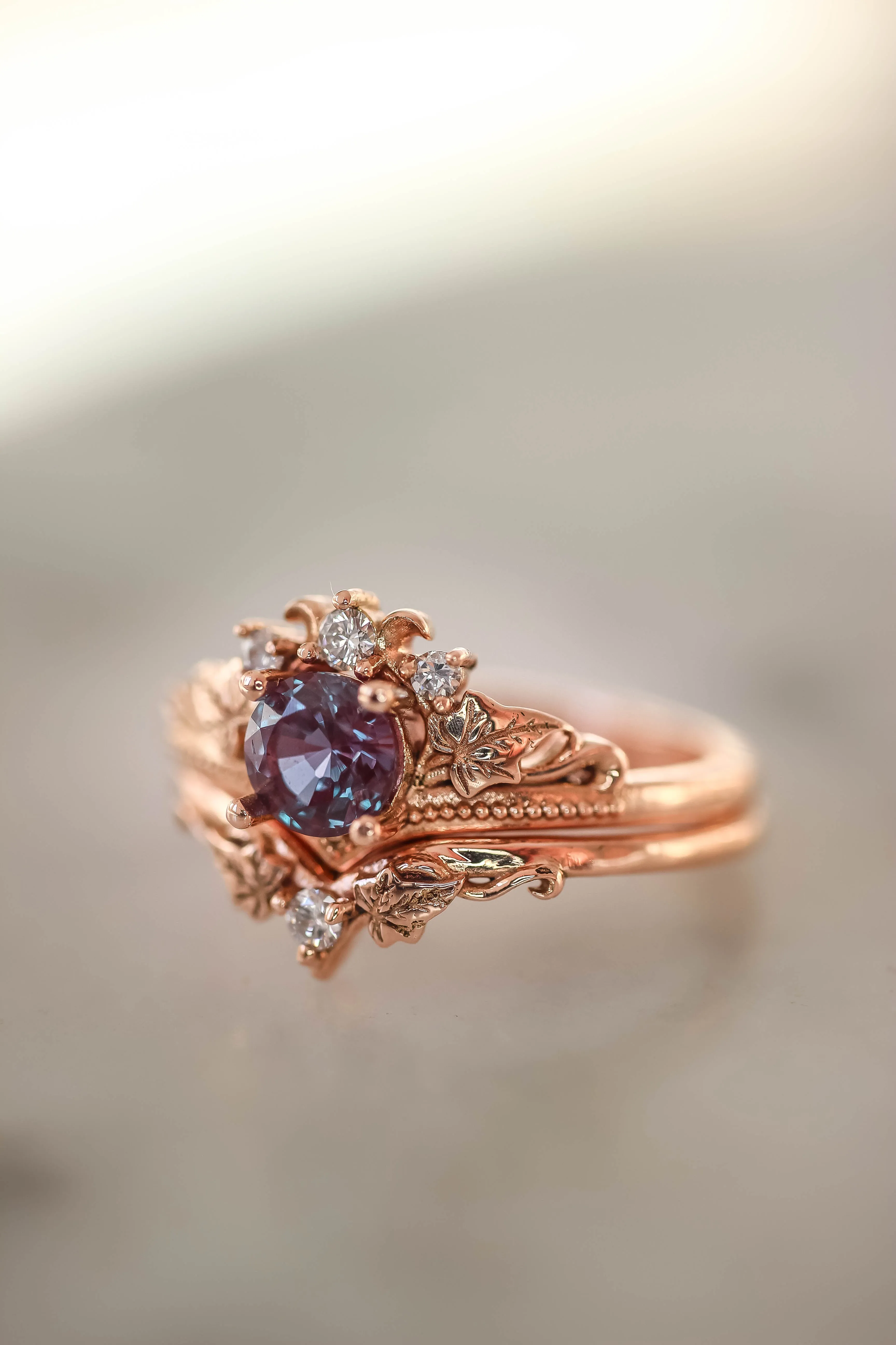 Bridal ring set with alexandrite and diamonds / Ariadne