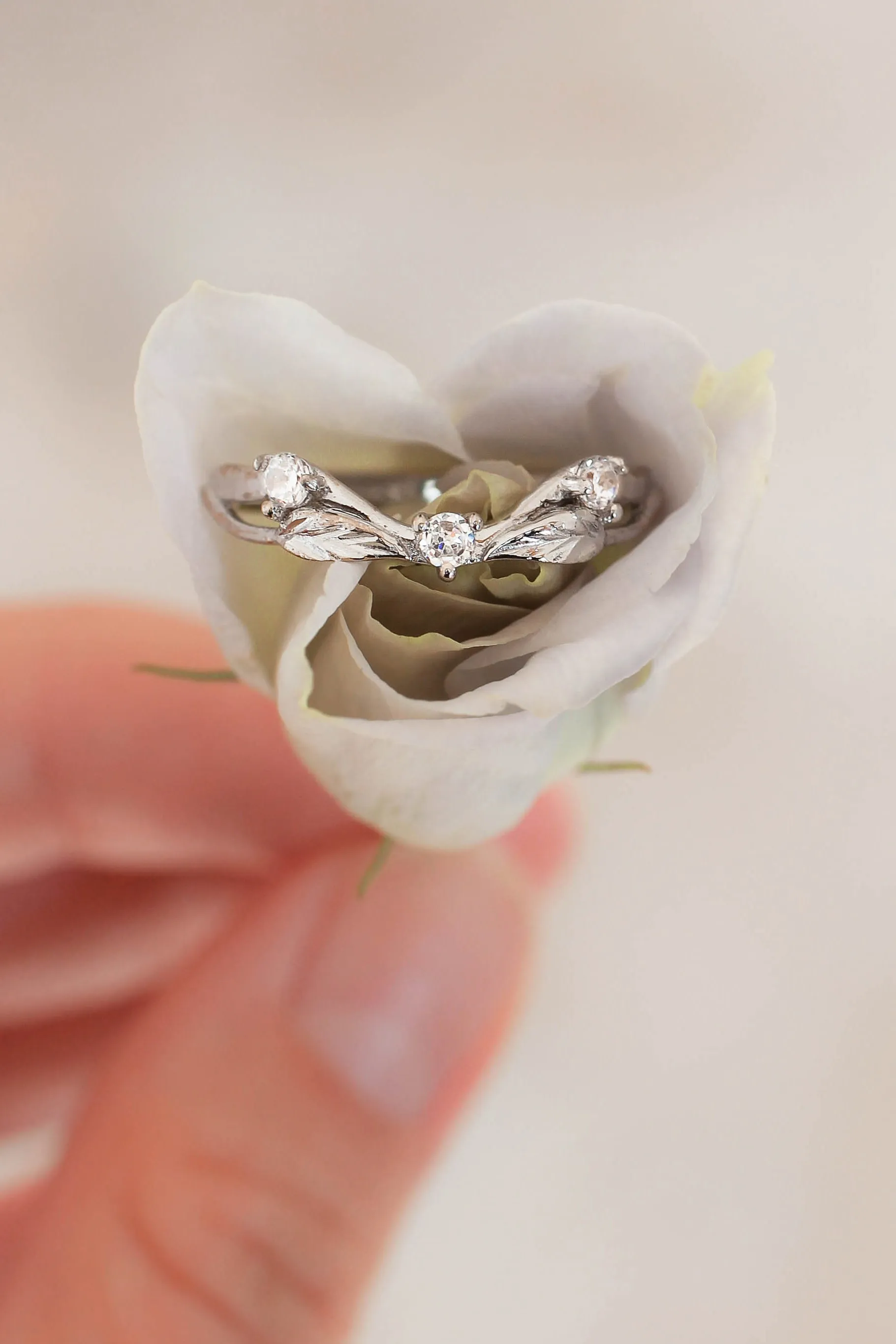 Curved wedding ring with three diamonds / matching band for Clematis