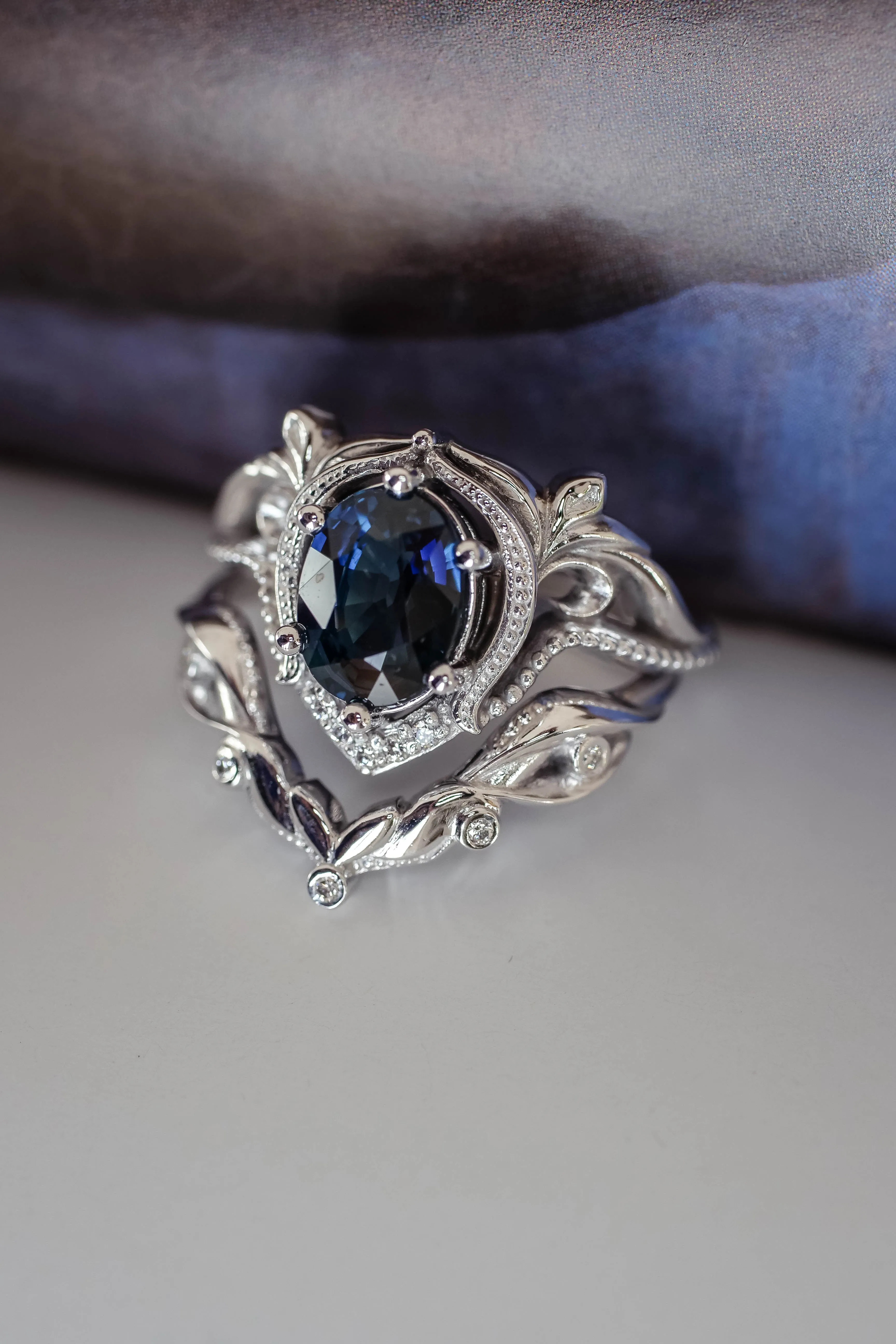 Lab sapphire engagement ring set / Lida oval