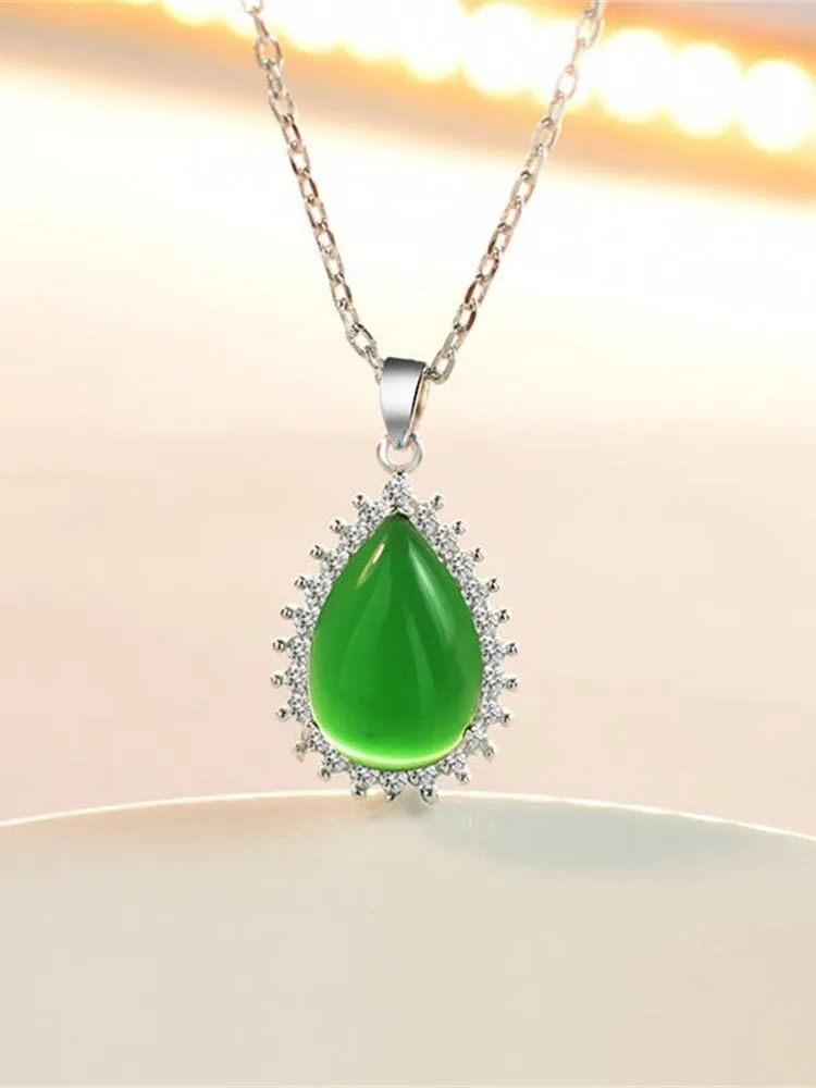 Natural Green Emerald Water Drop Style Pendant Necklace