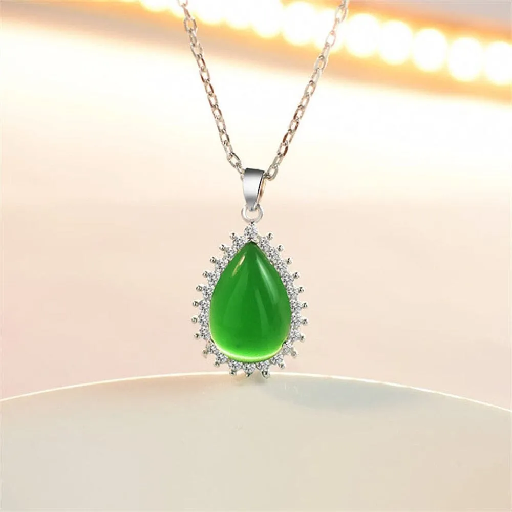 Natural Green Emerald Water Drop Style Pendant Necklace