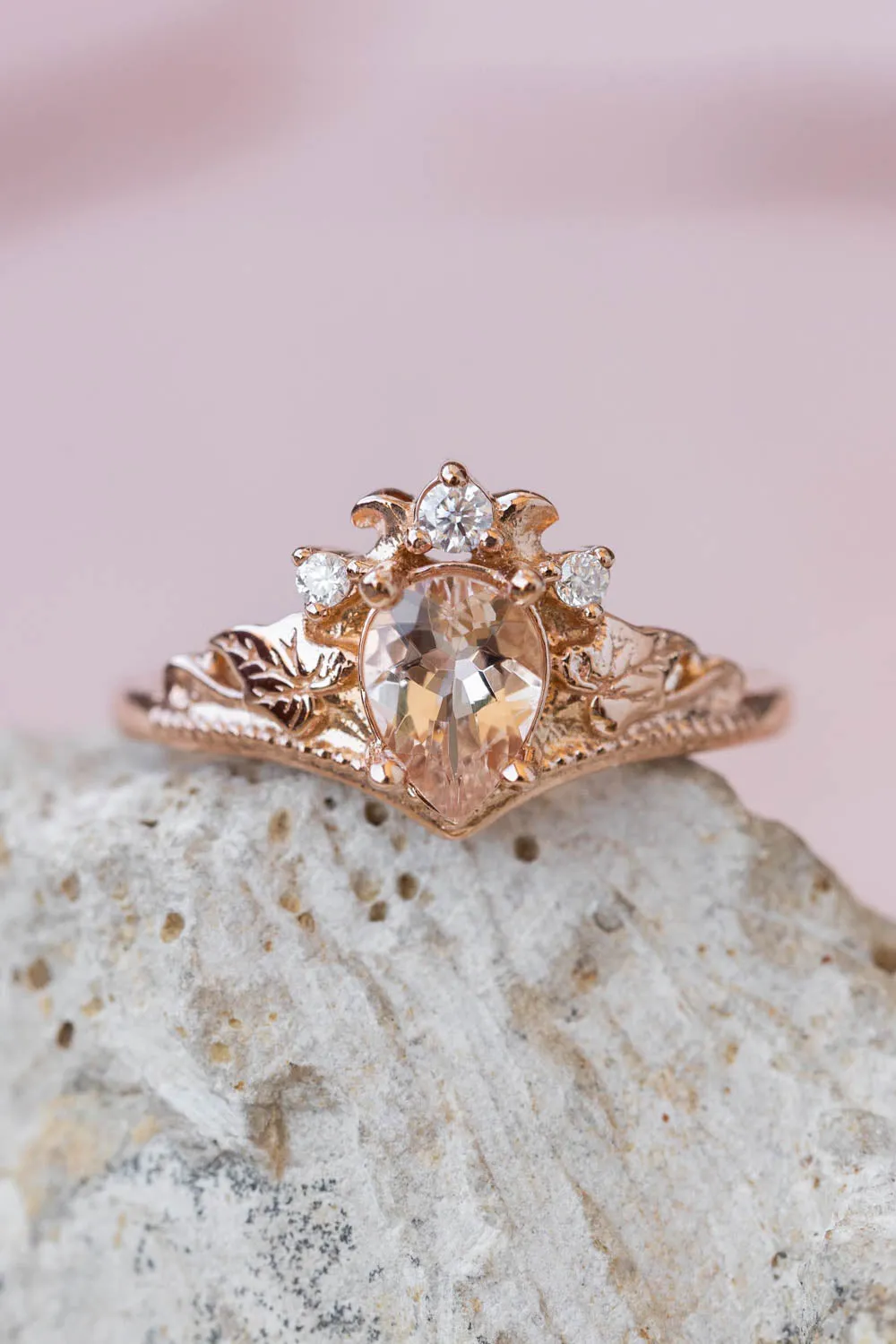 Natural pear morganite bridal ring set, rose gold ivy leaves engagement rings / Ariadne