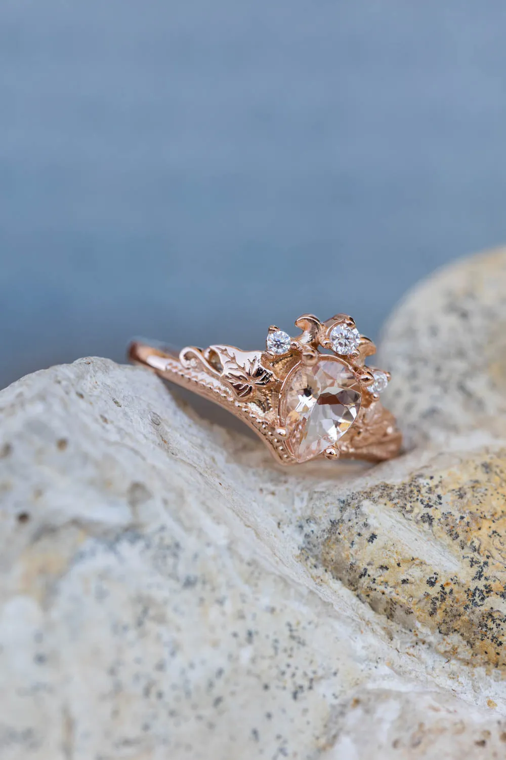 Natural pear morganite bridal ring set, rose gold ivy leaves engagement rings / Ariadne