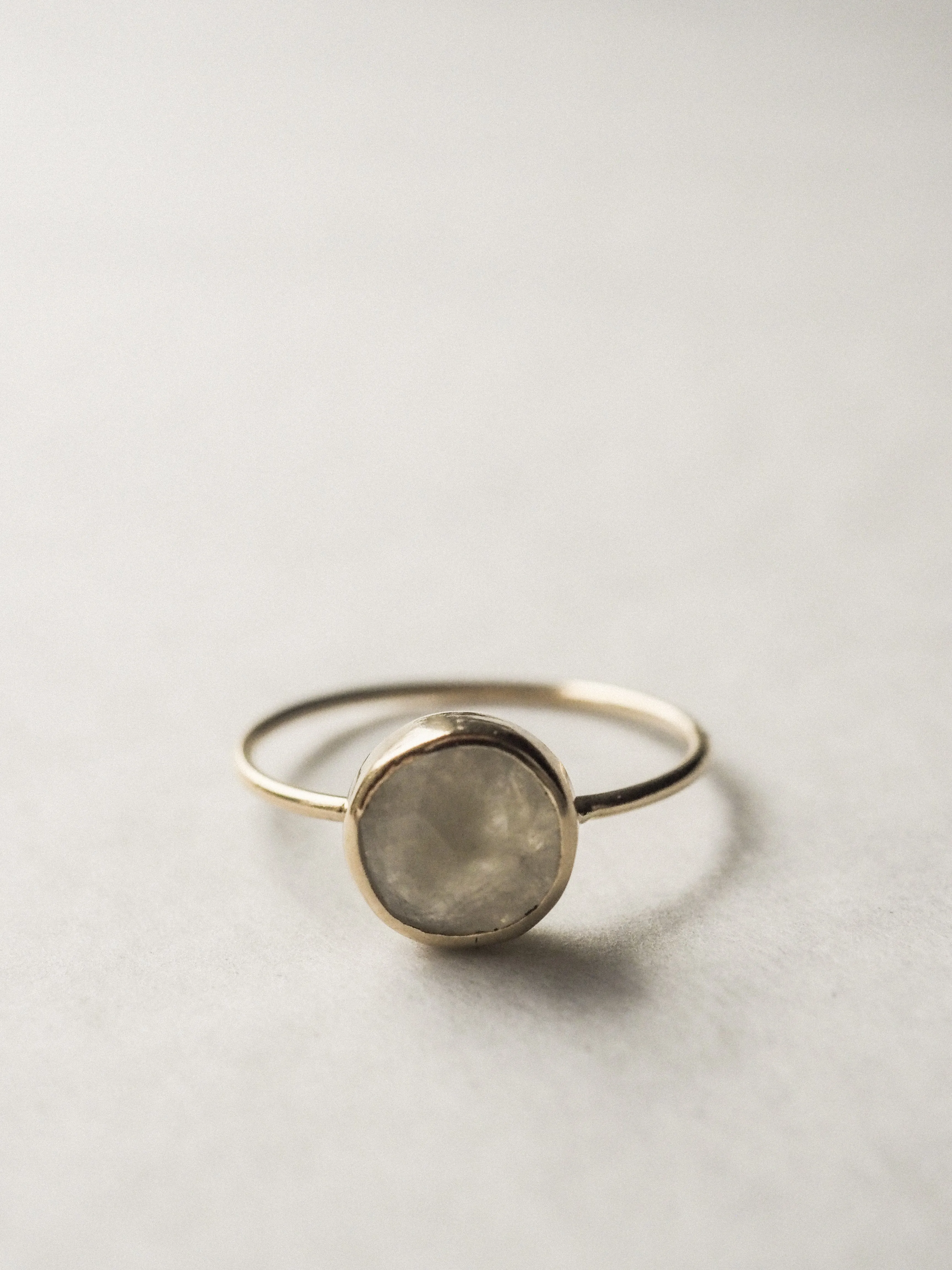 ROUND IVORY SAPPHIRE RING