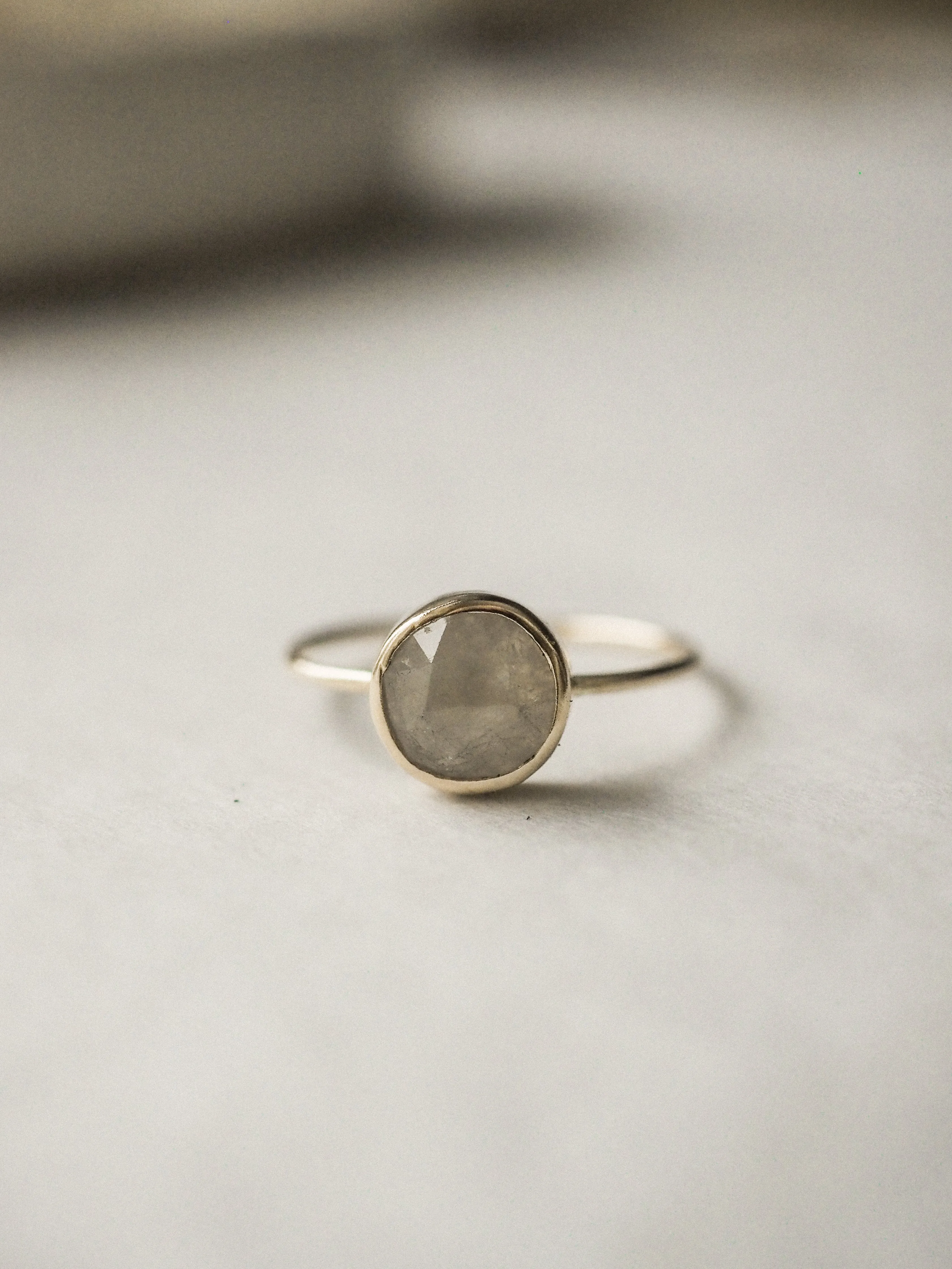 ROUND IVORY SAPPHIRE RING