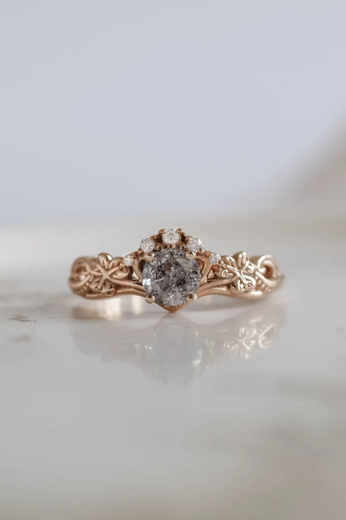 Salt and pepper diamond bridal ring set, gold leaf rings / Horta