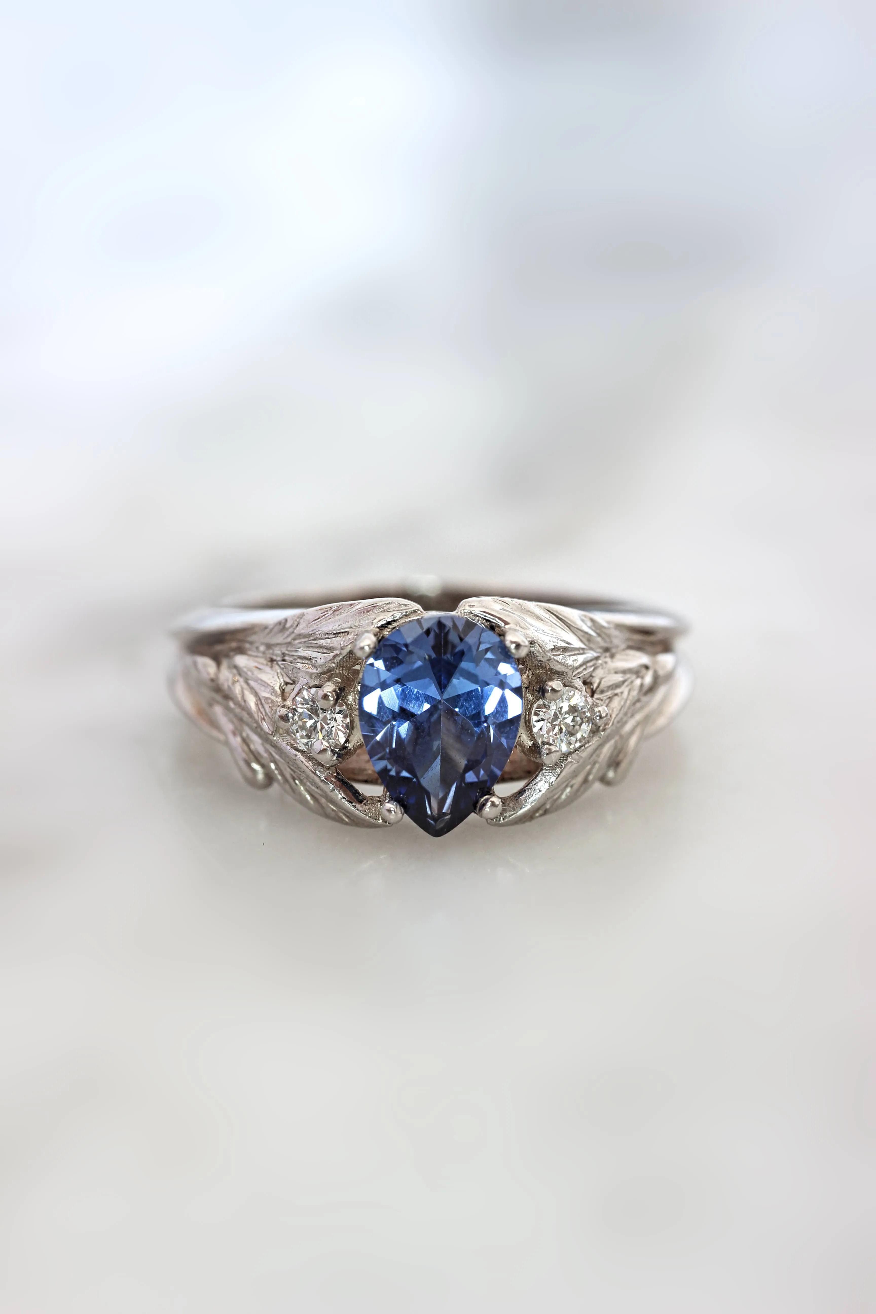 Sapphire and diamonds engagement ring / Wisteria