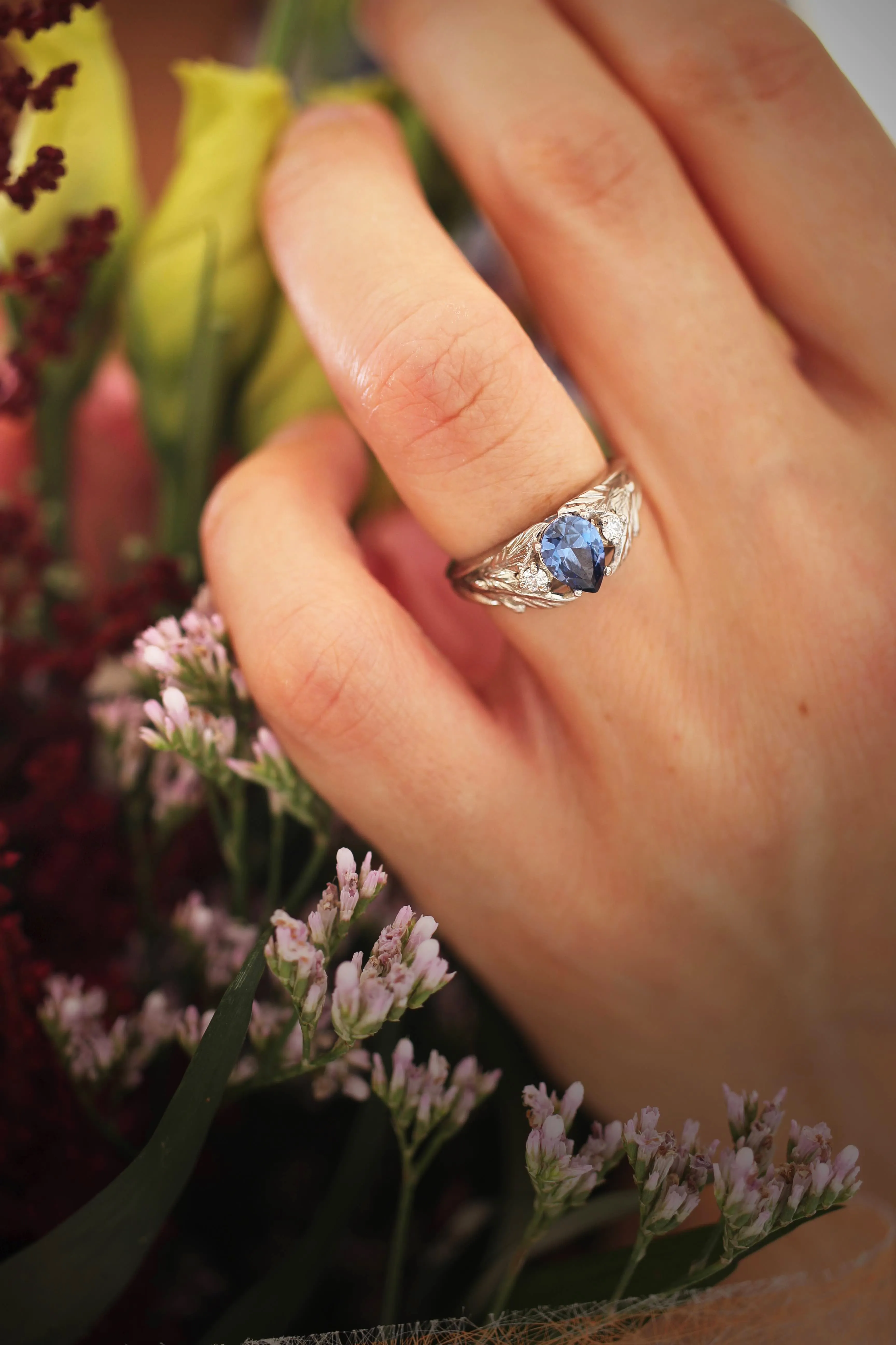 Sapphire and diamonds engagement ring / Wisteria