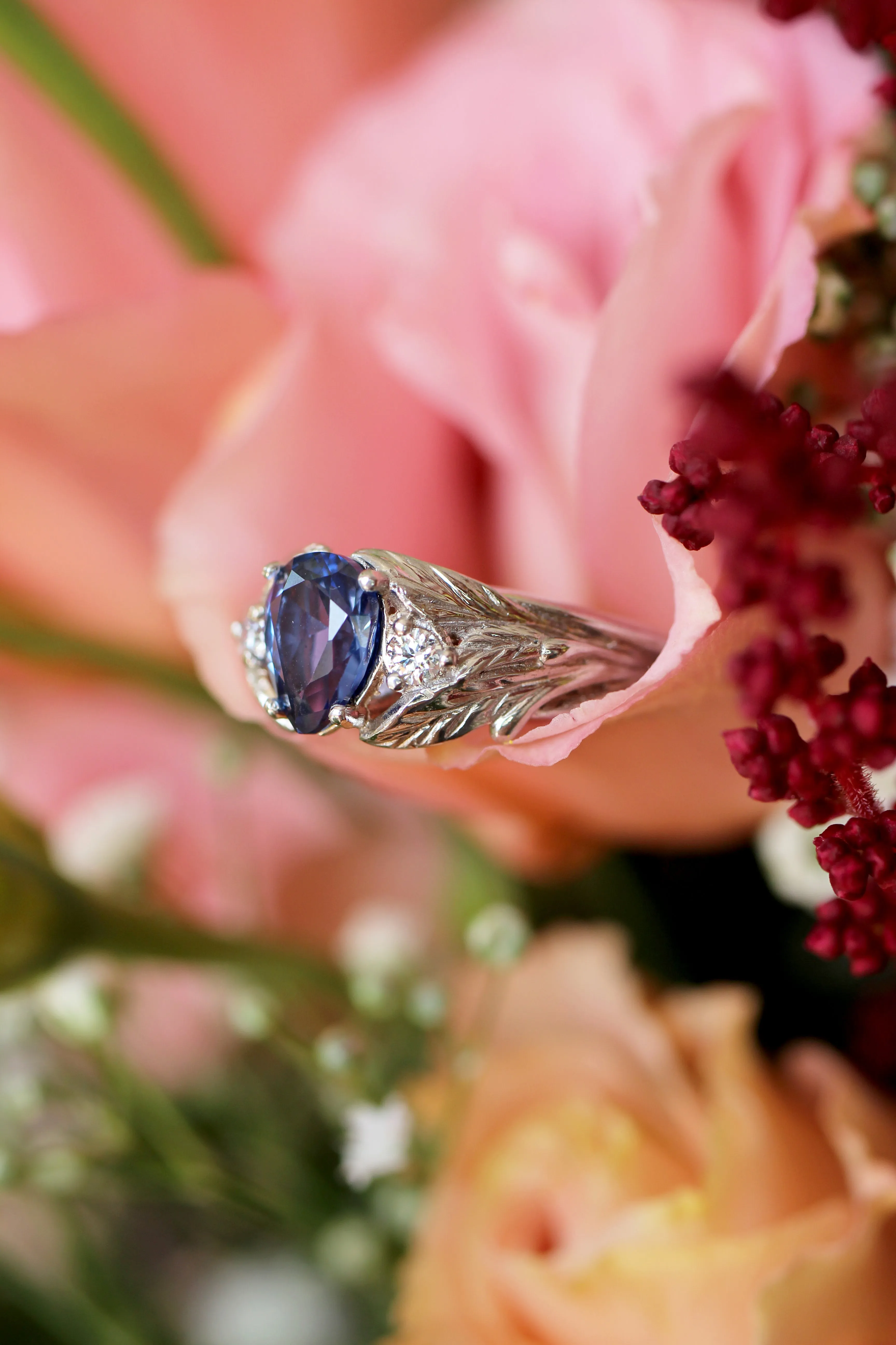 Sapphire and diamonds engagement ring / Wisteria