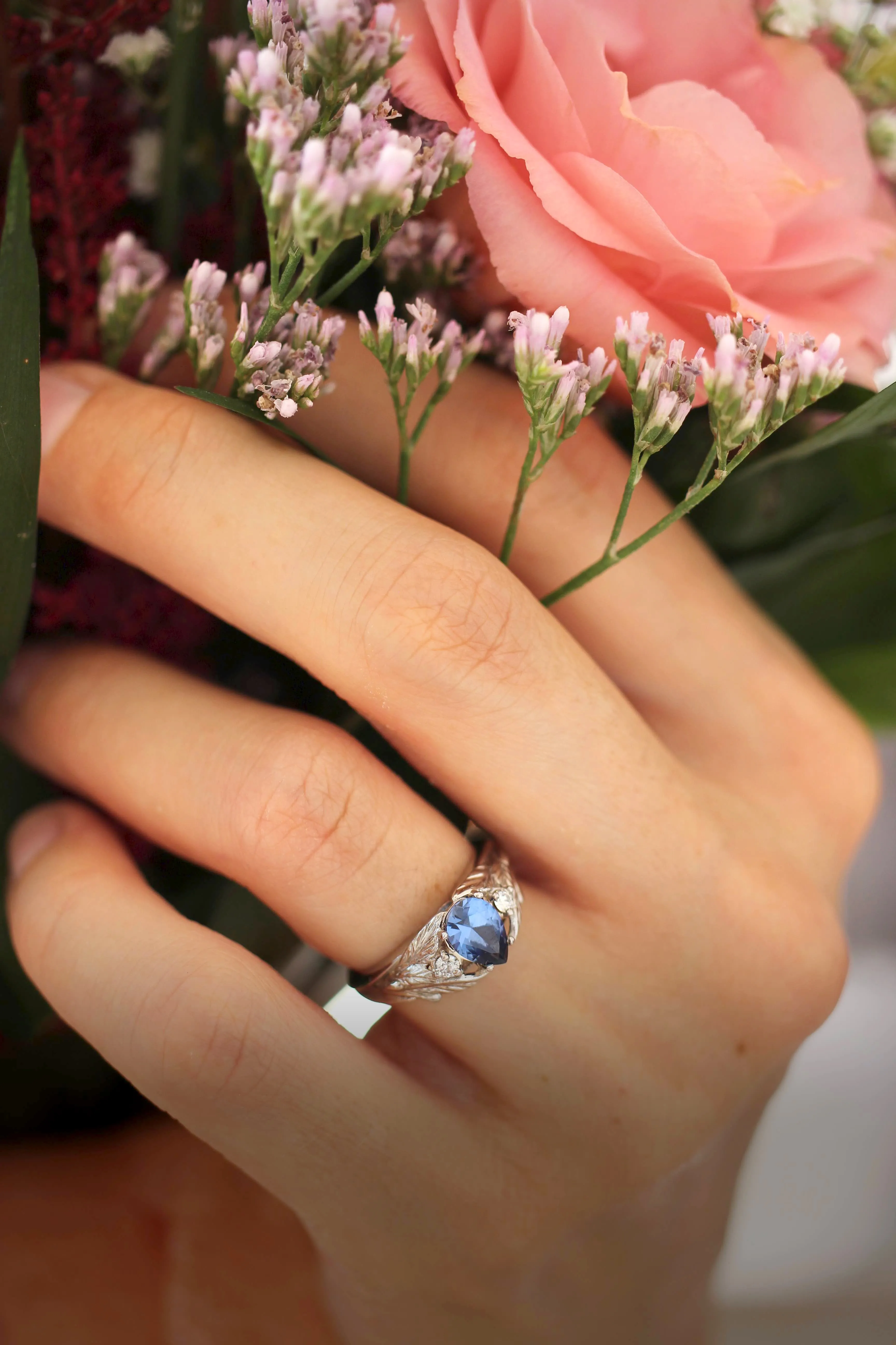 Sapphire and diamonds engagement ring / Wisteria