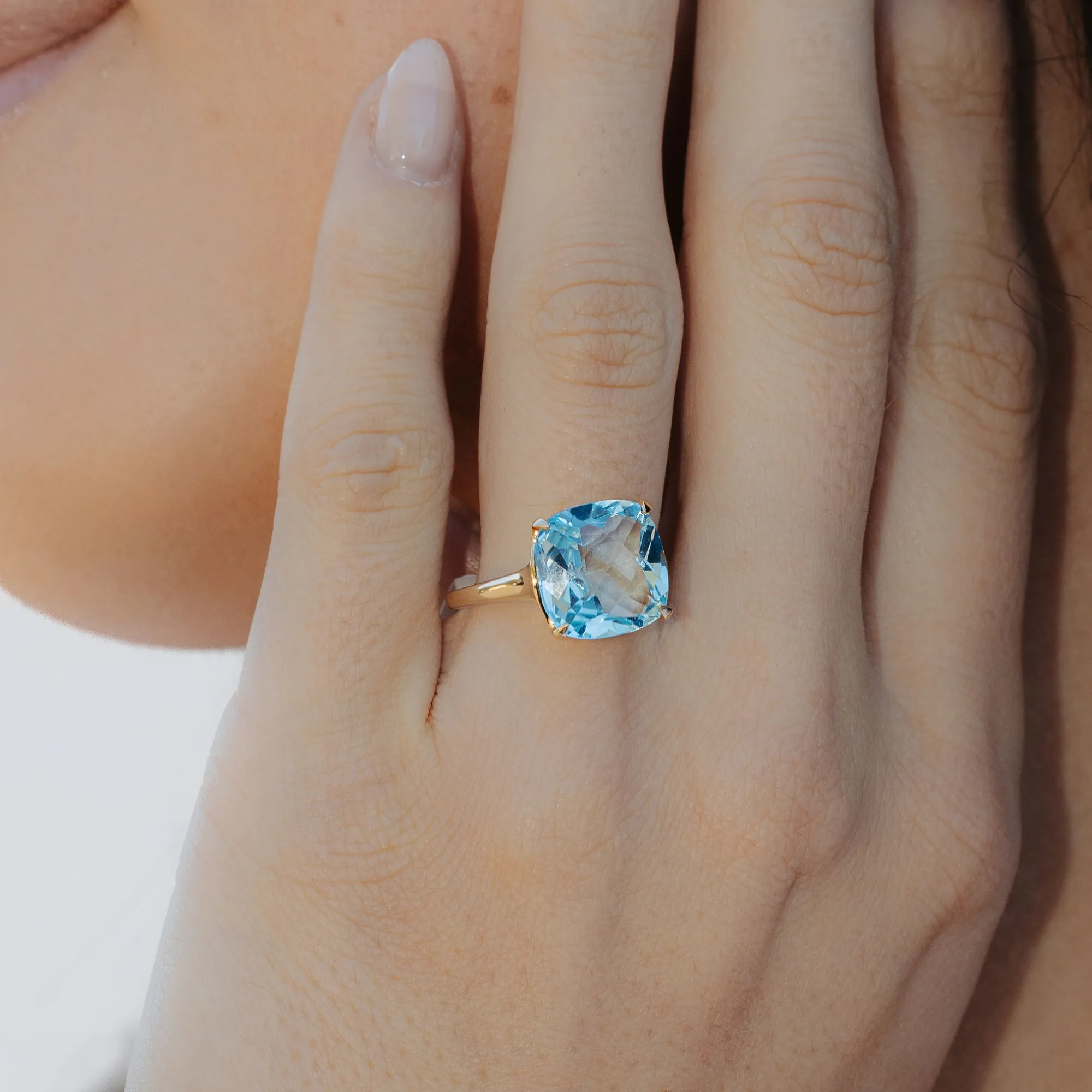 Summer Sky Blue Topaz Gemstone Ring