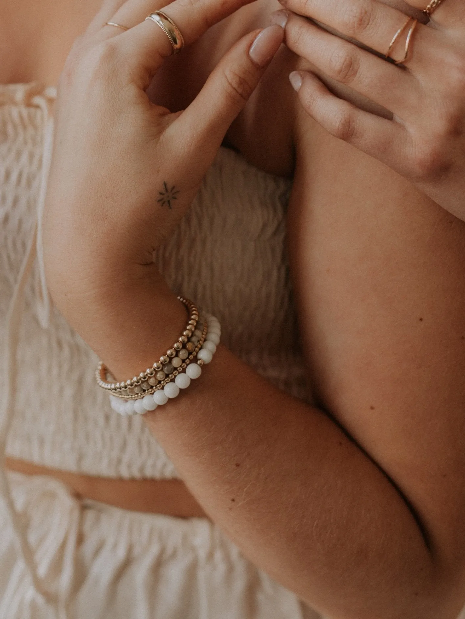 WHITE MARBLE BRACELET